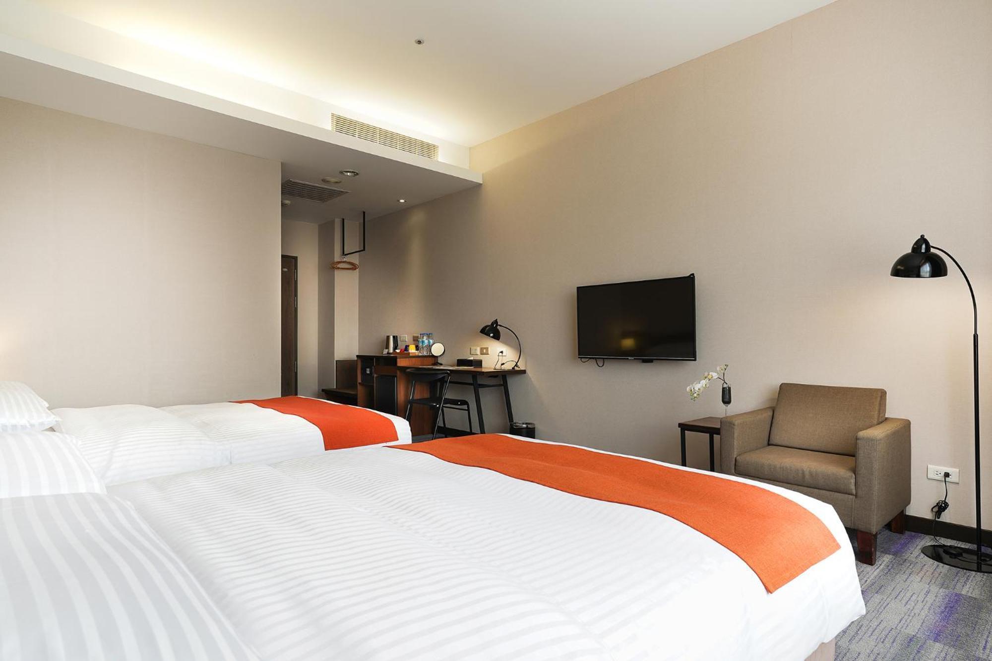 Hoya Resort Hotel Kaohsiung Exterior photo